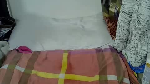 sweet_diva19 online show from 13, 5, 2026