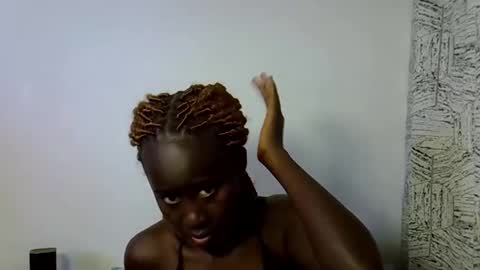 sweet_diva19 online show from 2, 6, 2026