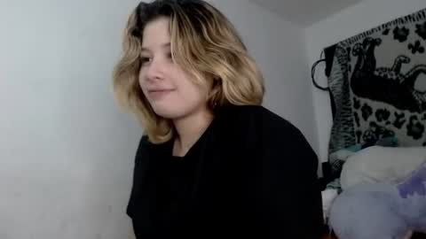 sweet_dream_10 online show from 12, 7, 2026