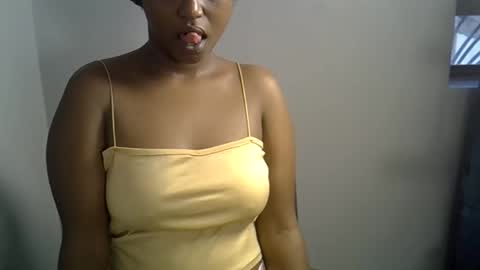 Snapshot of sweet_ebony001 chatting on 24, 3, 2026 sweet_ebony001 online show from 24, 3, 2026