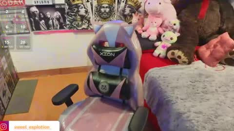 Snapshot of sweet_explotion chatting on 31, 5, 2026 sweet thani online show from 31, 5, 2026
