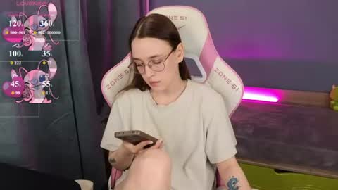 Snapshot of sweet_frosty chatting on 29, 6, 2026 Alice online show from 29, 6, 2026
