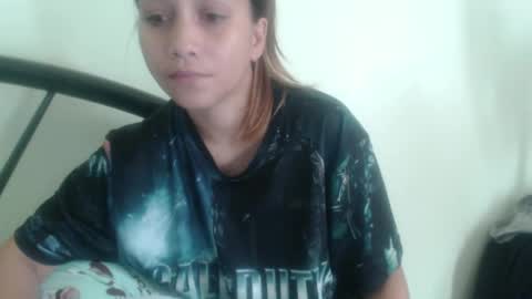 Snapshot of sweet_girlyxx chatting on 2, 1, 2025 girly online show from 2, 1, 2025