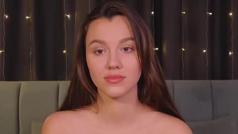 Snapshot of sweet_haeven chatting on 12, 1, 2025 Im Mia.LOVELY PATTERNS 100  120  160  200 my toy buzzes from 2 tip online show from 12, 1, 2025