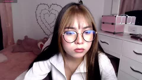 Snapshot of sweet_hannaah chatting on 23, 4, 2026 Hannah online show from 23, 4, 2026