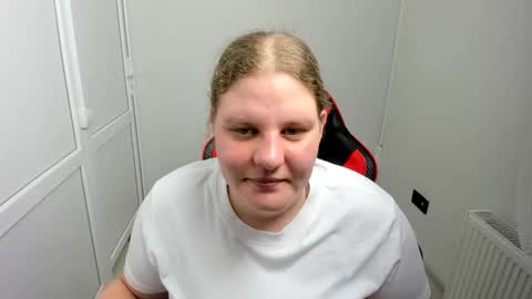 Snapshot of sweet_karla_la chatting on 29, 5, 2026 Karla online show from 29, 5, 2026