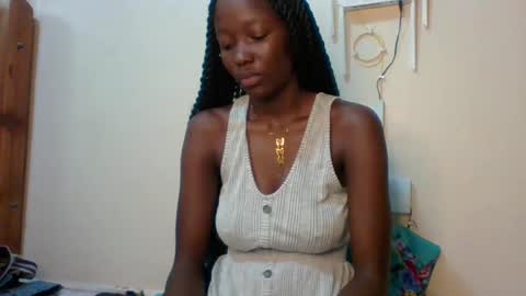 Snapshot of sweet_kcandy chatting on 5, 5, 2026 Sweet KCandy online show from 5, 5, 2026