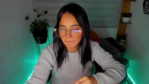 Lina online show from 15, 4, 2026