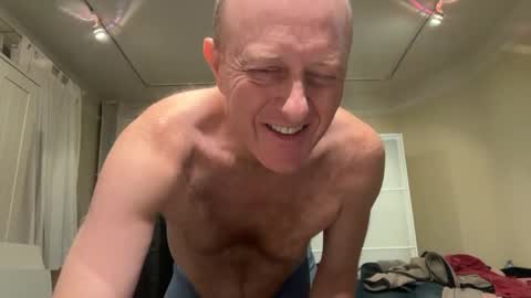 Snapshot of sweet_love_2020 chatting on 27, 10, 2025 sweet_love_2020 online show from 27, 10, 2025