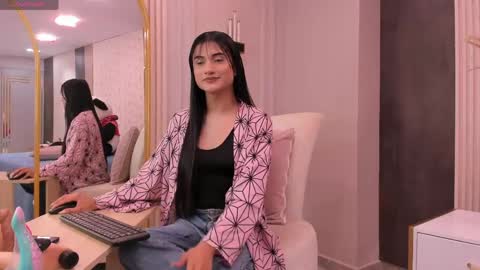 Snapshot of sweet_mafee chatting on 3, 4, 2026 sweet_mafee online show from 3, 4, 2026