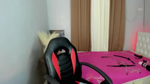 sweet_marie21 online show from 19, 5, 2026