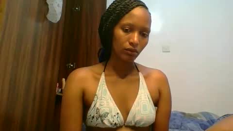 Snapshot of sweet_melod chatting on 5, 2, 2026 Linda online show from 5, 2, 2026
