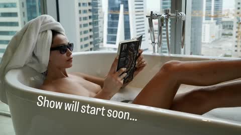 Snapshot of sweet_moan chatting on 4, 10, 2025 Dana online show from 4, 10, 2025