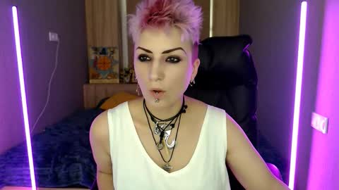 sweet_n_strong online show from 9, 1, 2026