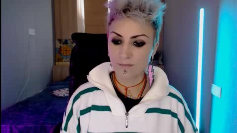 Snapshot of sweet_n_strong chatting on 6, 2, 2026 sweet_n_strong online show from 6, 2, 2026