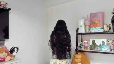 Nhaomy online show from 19, 3, 2026