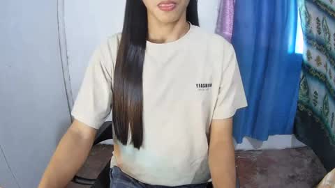 Snapshot of sweet_reyan2003 chatting on 13, 6, 2026 REYAN online show from 13, 6, 2026