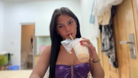 SCARLLET online show from 8, 2, 2026