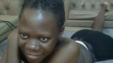 Snapshot of sweet_sharon01 chatting on 17, 4, 2026 Sharon online show from 17, 4, 2026