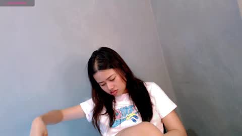 Snapshot of sweet_sirenxx chatting on 9, 12, 2024 Leah online show from 9, 12, 2024