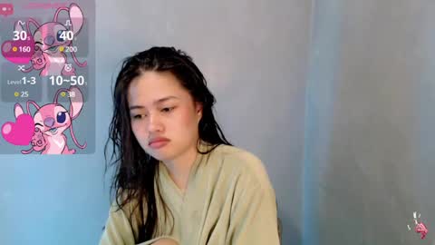 Snapshot of sweet_sirenxx chatting on 13, 12, 2024 Leah online show from 13, 12, 2024