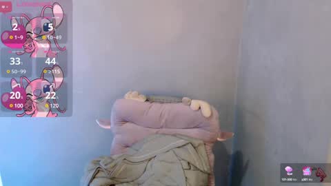 Snapshot of sweet_sirenxx chatting on 14, 12, 2024 Leah online show from 14, 12, 2024