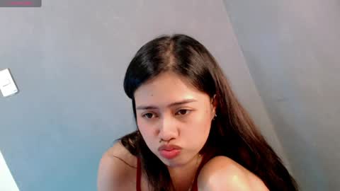 Snapshot of sweet_sirenxx chatting on 6, 1, 2025 Leah online show from 6, 1, 2025