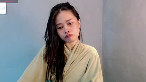 Snapshot of sweet_sirenxx chatting on 7, 1, 2025 Leah online show from 7, 1, 2025