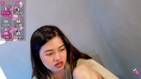 Snapshot of sweet_sirenxx chatting on 8, 1, 2025 Leah online show from 8, 1, 2025