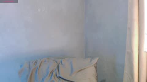 Snapshot of sweet_sirenxx chatting on 18, 2, 2025 Leah online show from 18, 2, 2025