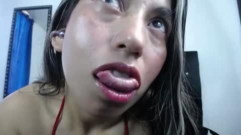 Snapshot of sweet_skylove_ chatting on 1, 7, 2026 Adriana online show from 1, 7, 2026