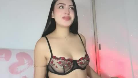 Snapshot of sweet_sophie_7 chatting on 9, 4, 2026 sweet_sophie_7 online show from 9, 4, 2026