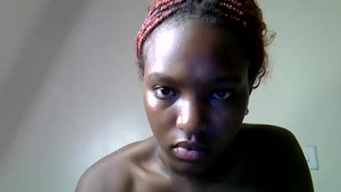 sweet_strawberina online show from 31, 3, 2026