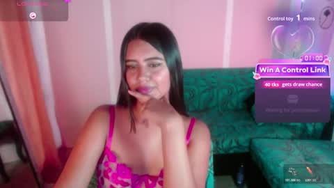 Snapshot of sweet_susy999 chatting on 28, 7, 2026 susy 222 online show from 28, 7, 2026