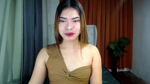 Snapshot of sweet_trexie chatting on 10, 5, 2026 sweet_trexie online show from 10, 5, 2026
