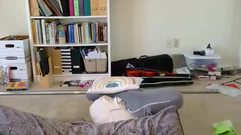 Snapshot of sweet_truffle chatting on 4, 1, 2025 Heidi Brenner - Please check bio for schedule FAQ online show from 4, 1, 2025