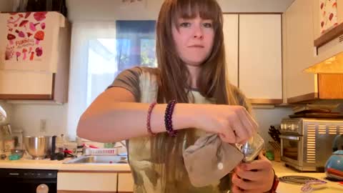 Snapshot of sweet_truffle chatting on 23, 2, 2025 Heidi Brenner - Please check bio for schedule FAQ online show from 23, 2, 2025