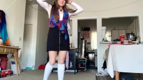 Snapshot of sweet_truffle chatting on 25, 2, 2025 Heidi Brenner - Please check bio for schedule FAQ online show from 25, 2, 2025