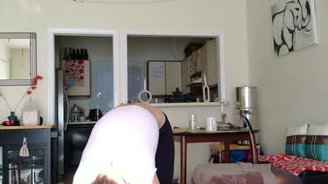 Snapshot of sweet_truffle chatting on 3, 10, 2025 Heidi Brenner - Please check bio for schedule FAQ online show from 3, 10, 2025