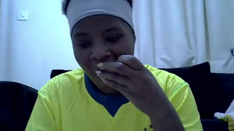 sweet_veebouset online show from 6, 7, 2026