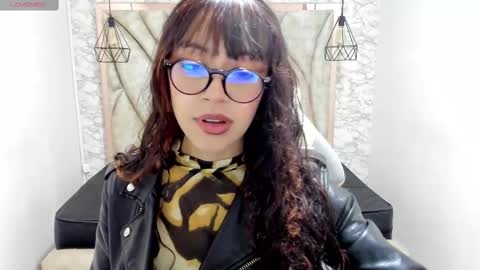 sweet_venus4 online show from 23, 2, 2025