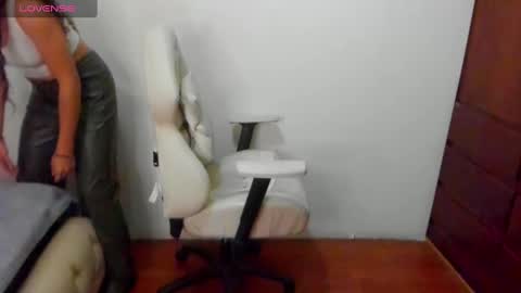 sweet_venus4 online show from 28, 2, 2025