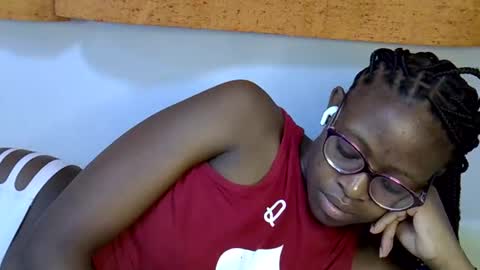 Snapshot of sweet_zarah chatting on 7, 3, 2026 sweet_zarah online show from 7, 3, 2026