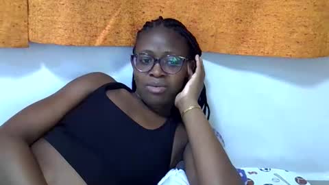 Snapshot of sweet_zarah chatting on 9, 3, 2026 sweet_zarah online show from 9, 3, 2026