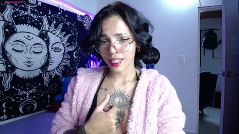 Snapshot of sweetbitter_ chatting on 2, 2, 2025 sweetbitter_ online show from 2, 2, 2025