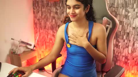 Salom independent model online show from 21, 3, 2026