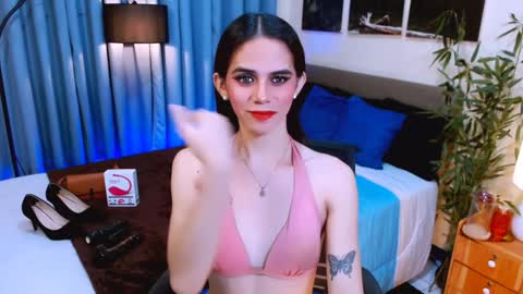 its your chesca  online show from 4, 12, 2024