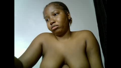 Snapshot of sweetcoochiex chatting on 19, 5, 2026 sweetcoochiex online show from 19, 5, 2026