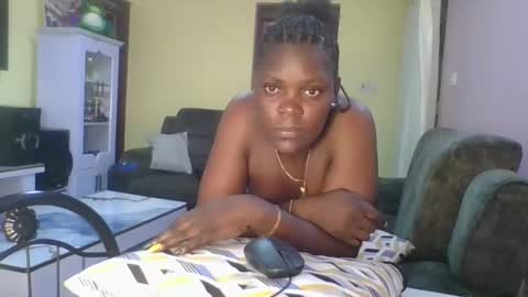 Snapshot of sweetdarkskin chatting on 28, 4, 2026 CLARIS online show from 28, 4, 2026