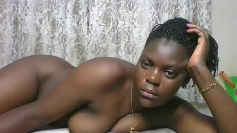 Snapshot of sweetdarkskin chatting on 20, 5, 2026 CLARIS online show from 20, 5, 2026